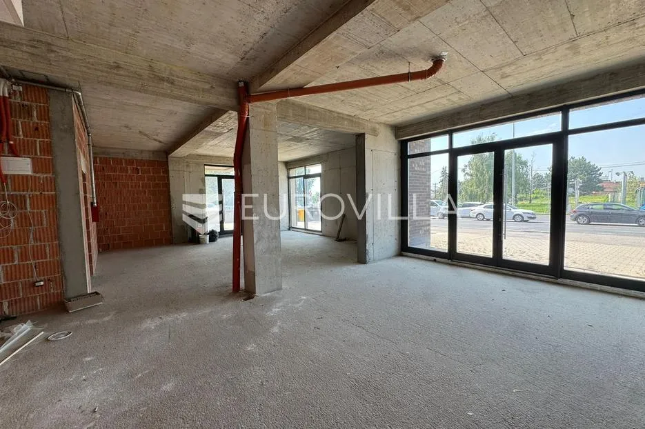 zagreb ilica atraktivan poslovni prostor, ulični lokal 215 m² terasa 95 m² 6 parkirnih mjesta - slika 6