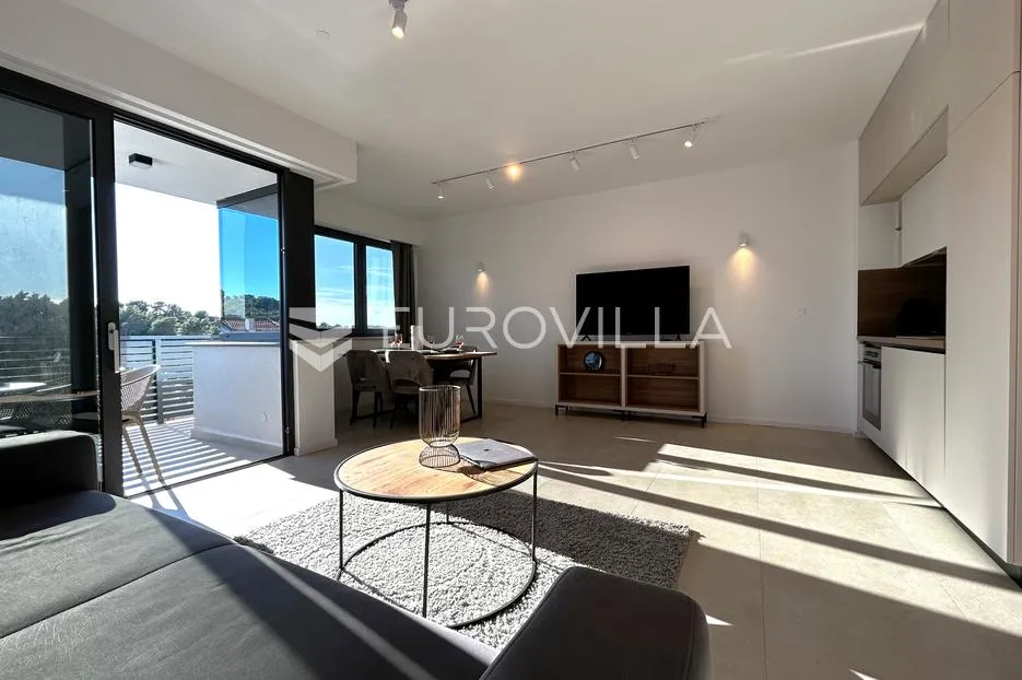 hvar, apartmanska vila sa pet uređenih apartmana - slika 58