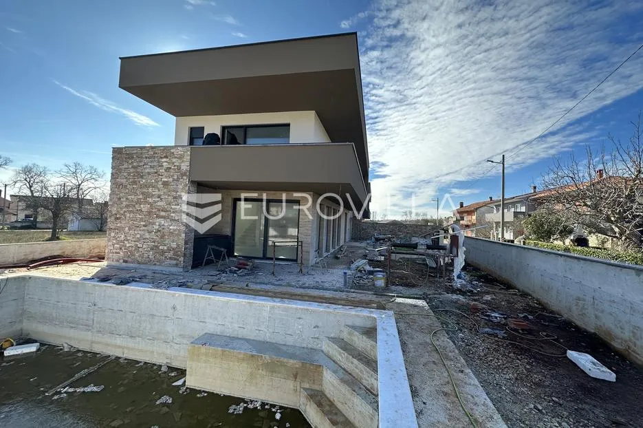 istra, marčana moderna dvojna kuća nkp 240 m2 sa velikim bazenom 35 m2 - slika 10