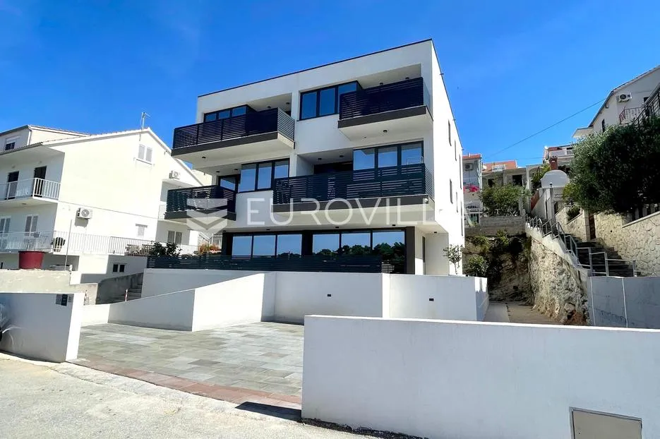 hvar, apartmanska vila sa pet uređenih apartmana - slika 68