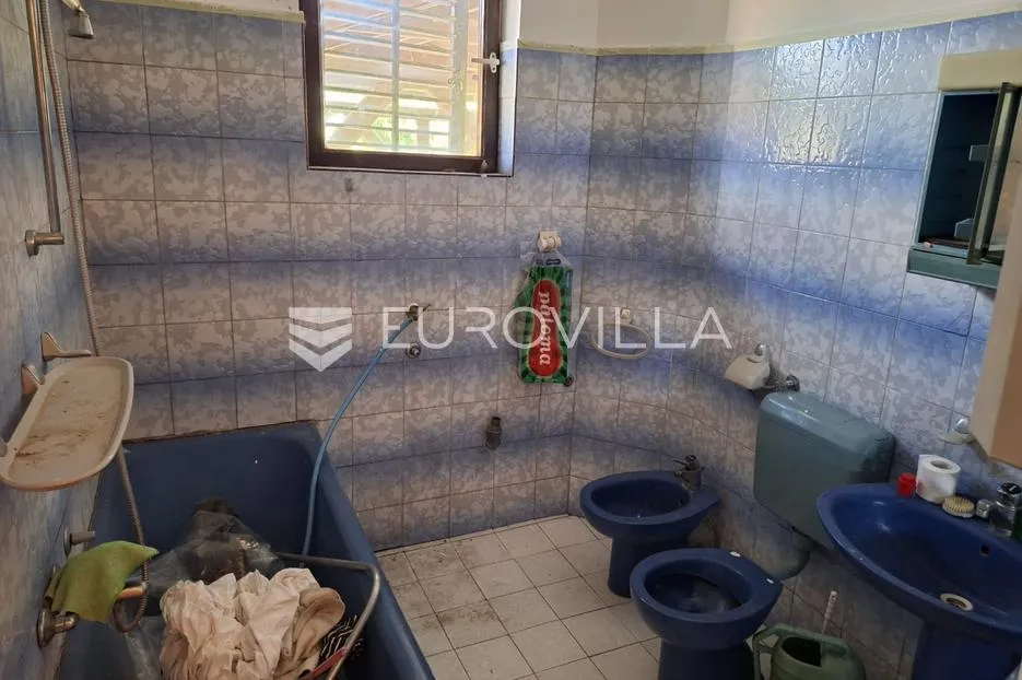 karlovac, velika jelsa, kuća, 175 m2, mirna lokacija - slika 5
