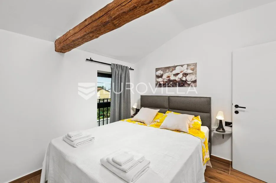 istra, poreč prekrasna kamena vila s bazenom 133 m2 - slika 11