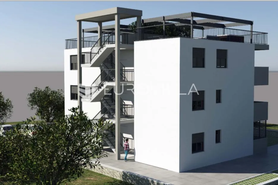 trogir, okrug gornji, penthaus na drugom katu površine od 65,89 m² s krovnom terasom - slika 6
