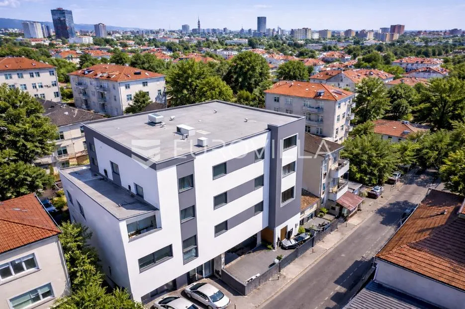Zagreb zapad luksuzan četverosoban penthouse s garažama - Trešnjevka