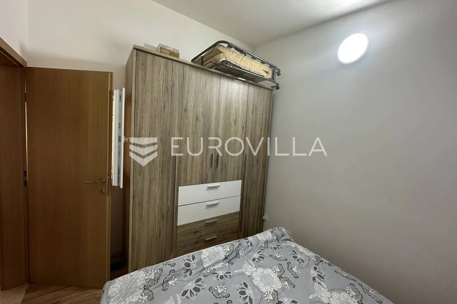 medulin, legalizirana kućica 65 m² na velikoj okućnici - slika 9