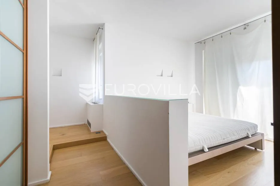 pantovčak, goljak prekrasan peterosoban penthouse nkp 277 m2 sa 2 garaže i 2 pm - slika 15