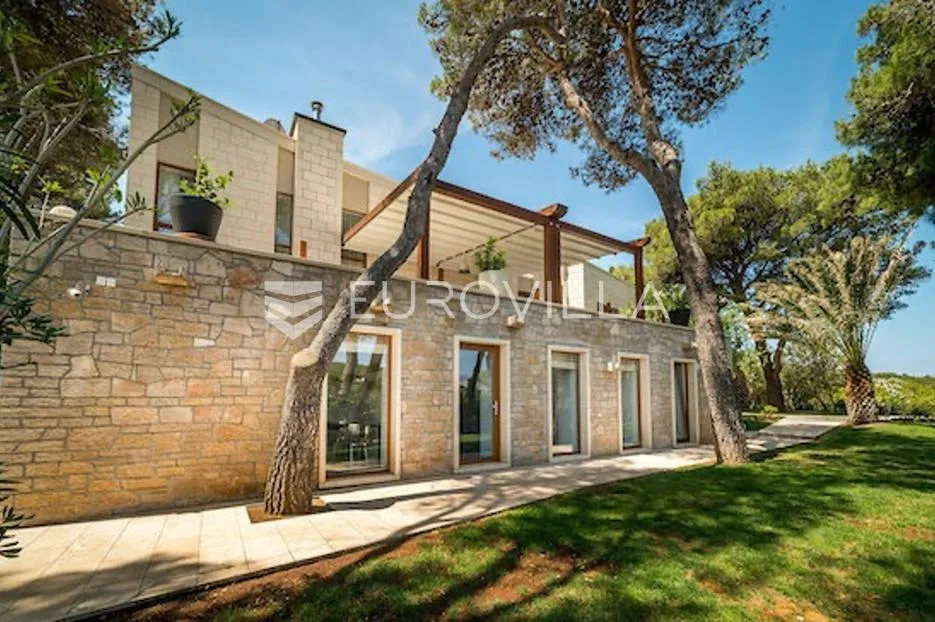 brač, povlja, ekskluzivna vila na prestižnoj lokaciji - slika 4