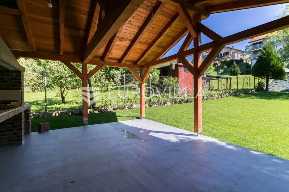 donje prekrižje, renovirana vila s bazenom i sjenicom u vrtu - slika 30