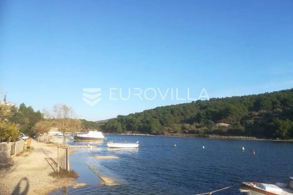 okolica šibenika, poljoprivredno zemljište 18572 m2, 80m od mora - slika 2