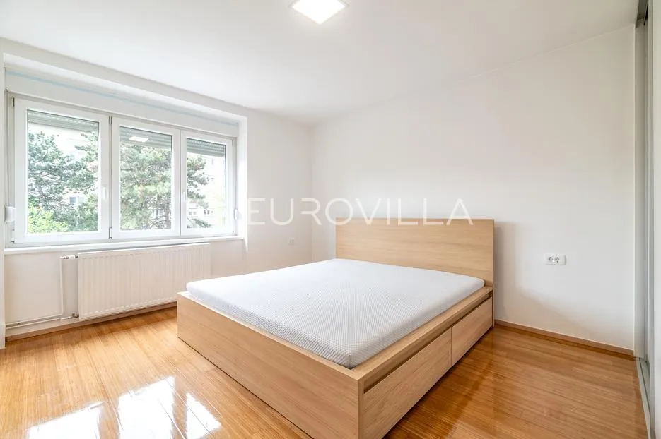 zagreb, vukovarska, lijepi dvosobni stan 53 m², prvi najam - slika 2