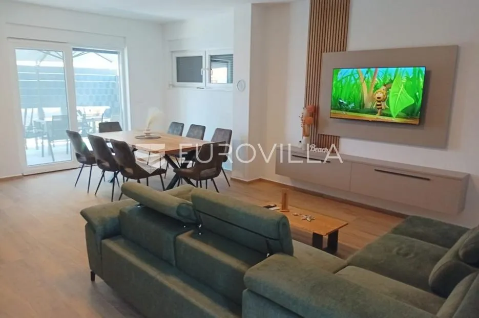 vir, atraktivan dvoetažni apartman s 3 spavaće sobe i pogledom na more - slika 13