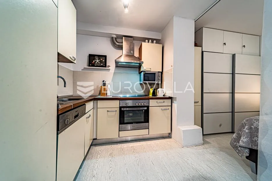 otok korčula, grad korčula, apartmani uz more u blizini stare jezgre - slika 38