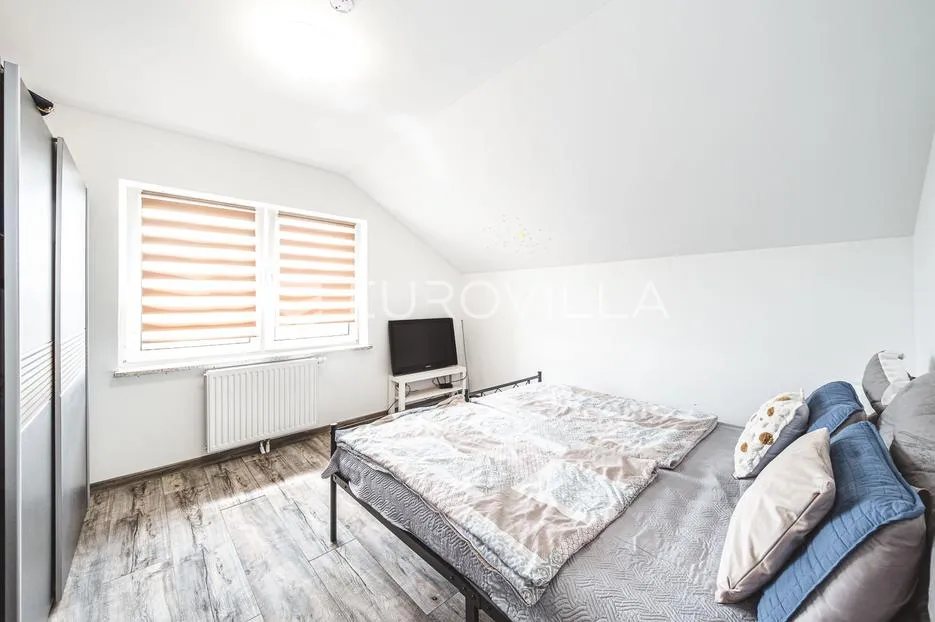 zagreb, sesvete, funkcionalan četverosoban stan 100 m² - slika 10