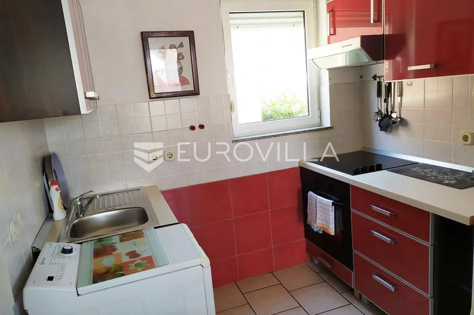 vir, 100m od mora, kuća s 4 apartmana i pogledom na more - slika 63