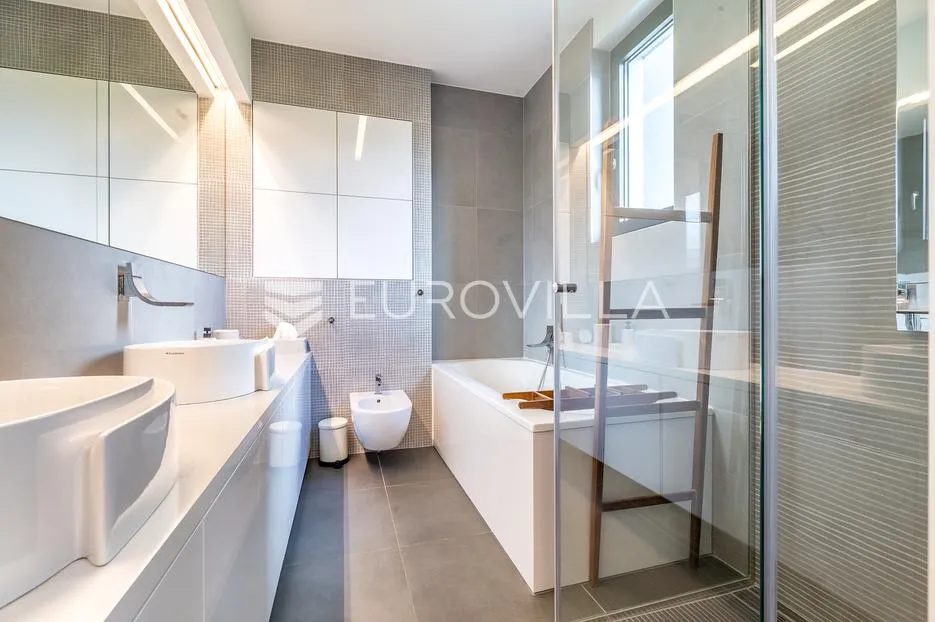 zagreb, šalata, luksuzan penthouse 184 m² s panoramskim pogledom, lift - slika 12