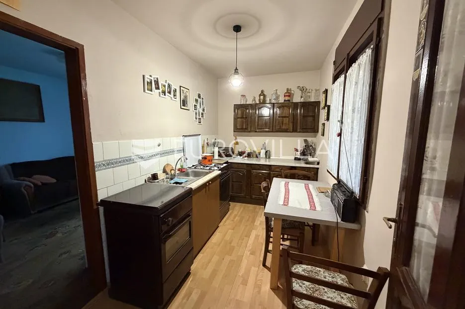 mandićevac, vikendica 66 m² s vinogradom, izvrsna investicija - slika 7