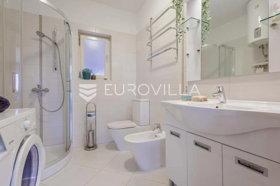 istra, pula, stan 3 spavaće sobe, vrt, parking, 165 m² - slika 43