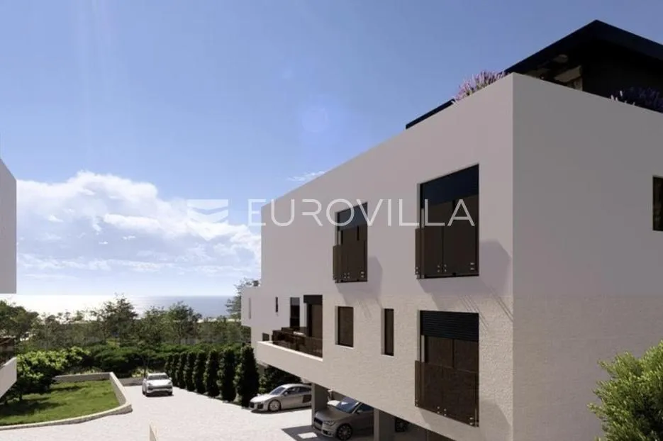 krk, trosoban stan 120 m², vrtom i konobom - slika 3