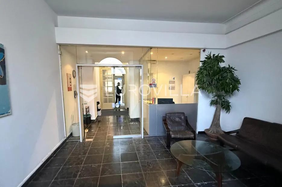 rijeka, centar, jelačićev trg, poslovna zgrada 3.180m2 - slika 5
