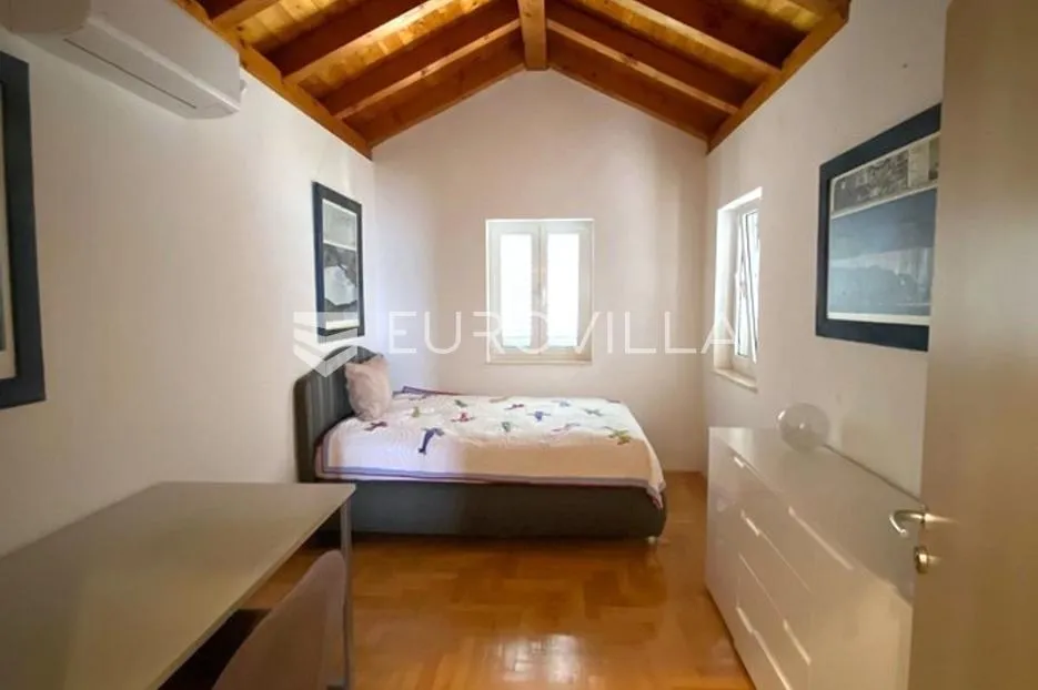 sumartin, trosobni apartman s pogledom na more, površine 83 m² - slika 7