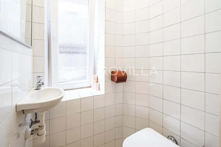 zagreb, medveščak, dvosoban stan 64 m² - slika 11