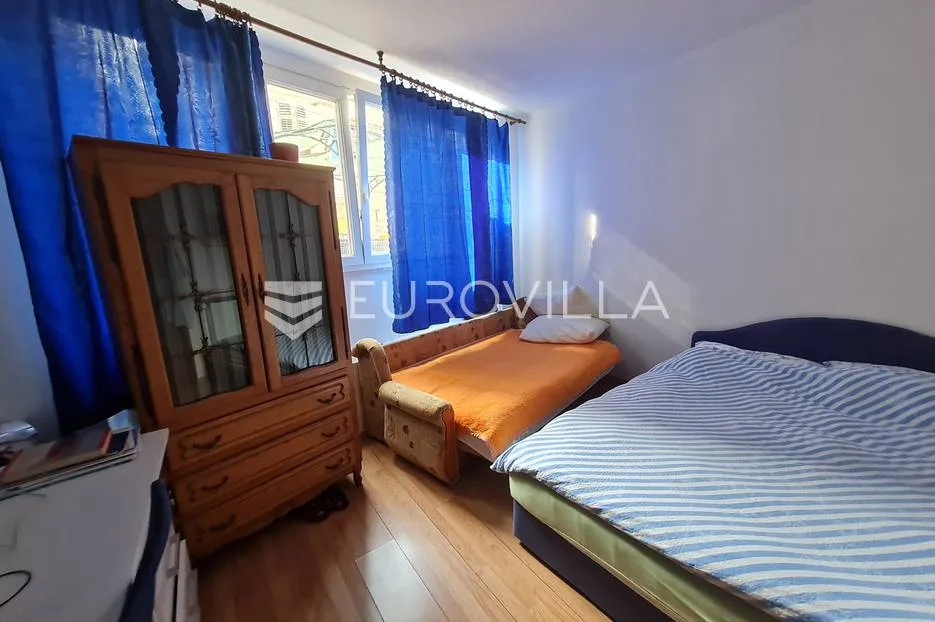 trogir, kamena kuća s vrtom i parkingom, blizu mora - slika 16