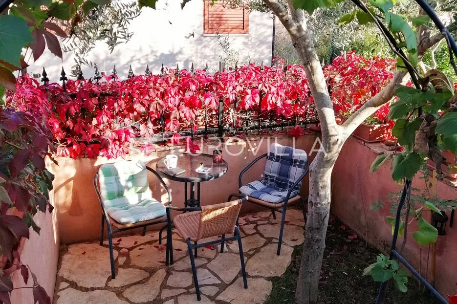 istra, rovinj, kuća s dva apartmana i vrtom 232 m2 u centru rovinja - slika 16