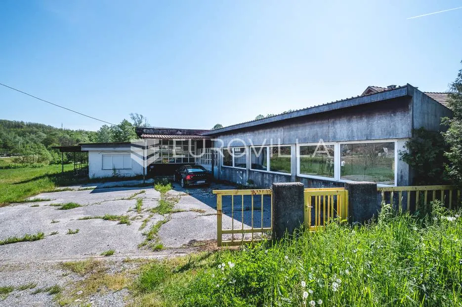 hrvatska kostajnica, industrijsko, proizvodno, uredska hala 914,29 m² na parceli 1417 m² - slika 31
