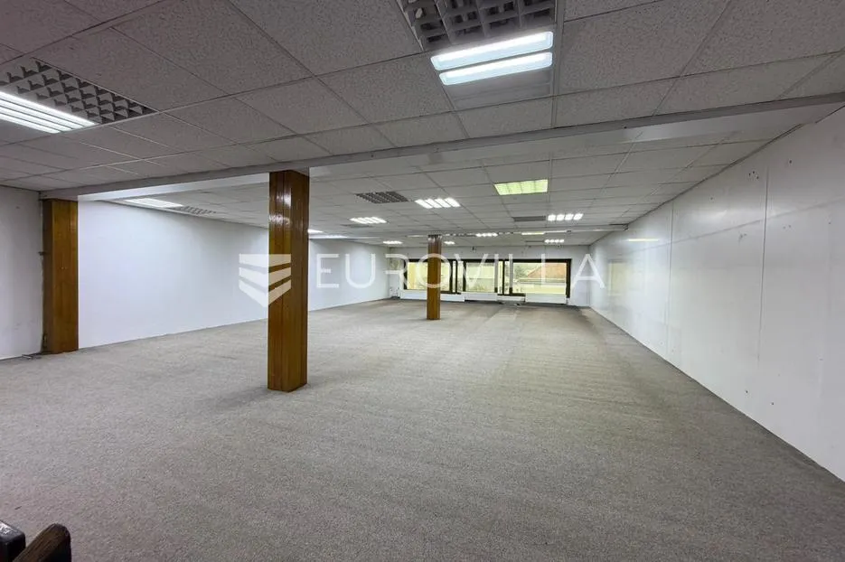 đakovo, centar, poslovni prostor na 3 etaže, 630 m² - slika 4