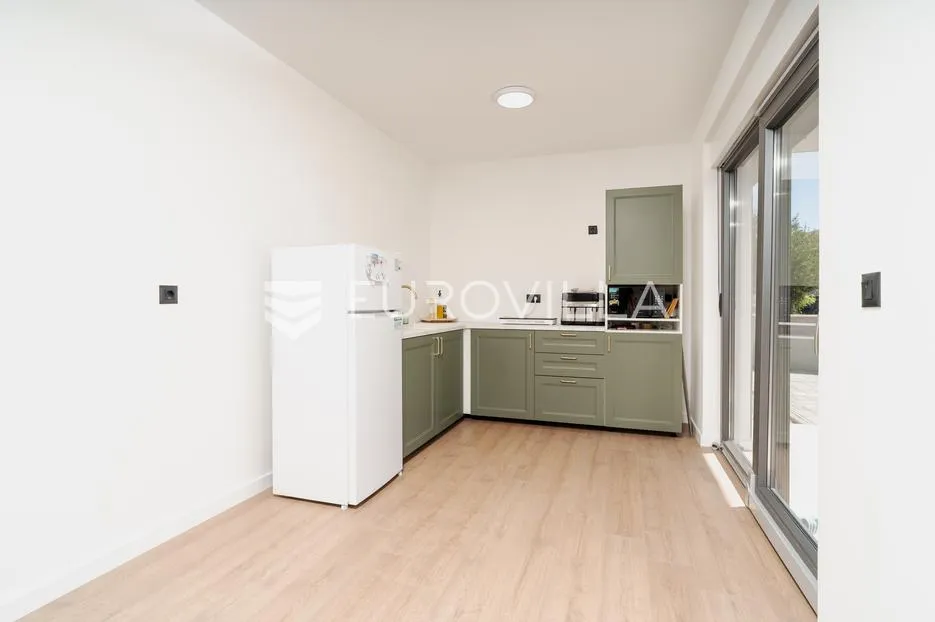 zadar, privlaka, dvosoban stan s vrtom, 83,47 m² - slika 7
