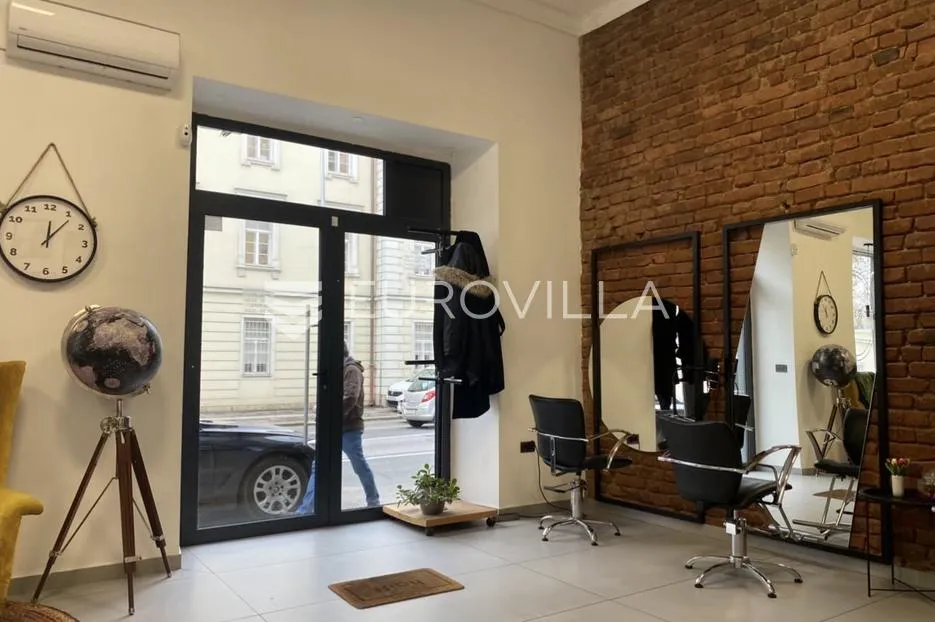 Zagreb, Selska cesta, ulični lokal u prizemlju zgrade, veličine 43,58 m²