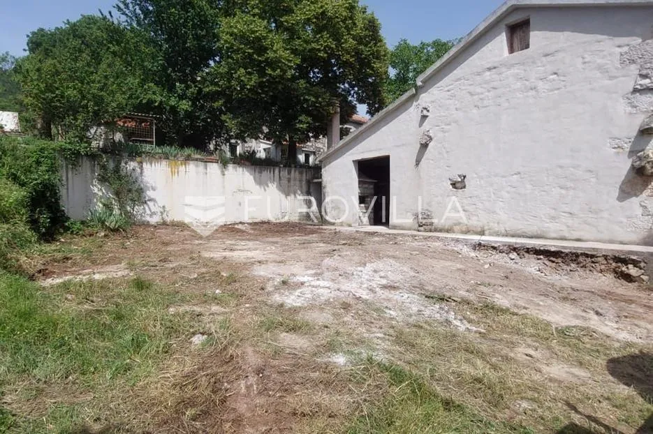 istra, roč, kamena starina s gospodarskim objektima i poljoprivrednim terenom - slika 8
