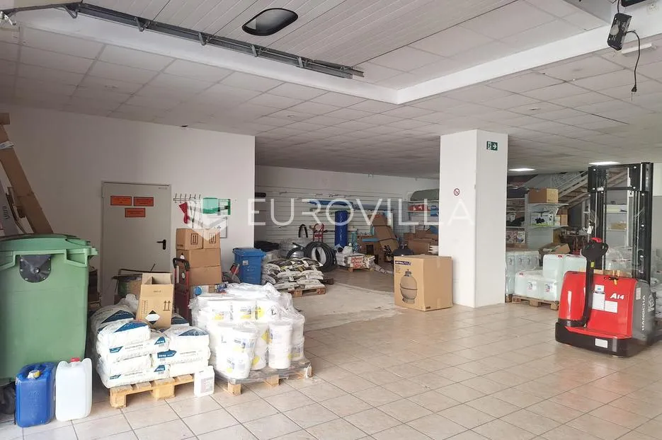 istra, pula, poslovni prostor 531,81 m² s parkingom na frekventnoj lokacij - slika 7