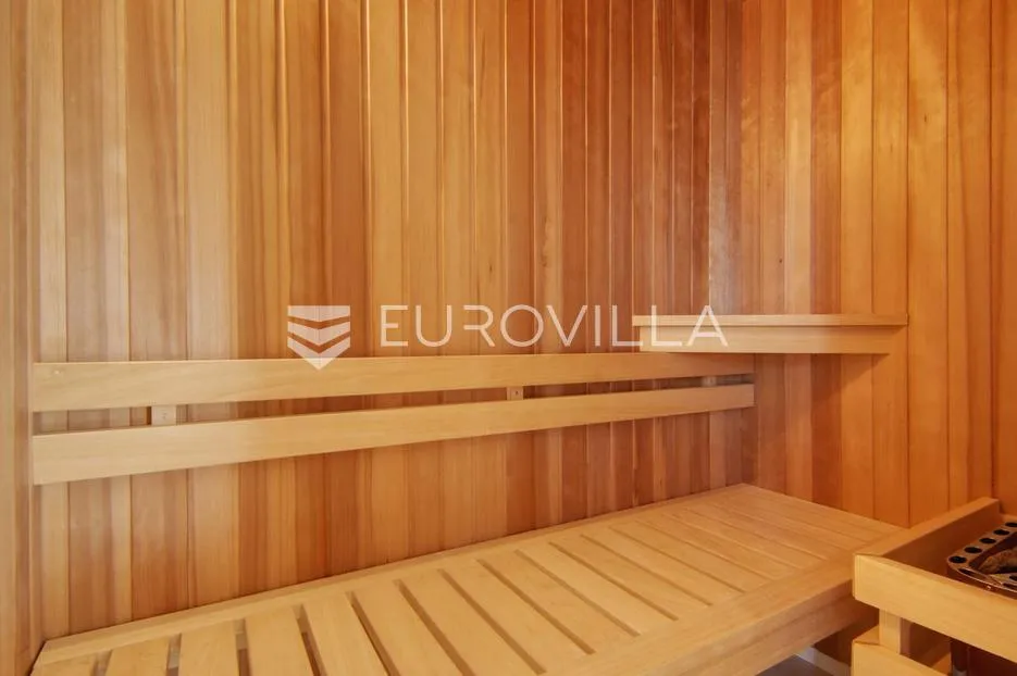 zadar, diklo, moderna i elegantna vila prvi red uz more - slika 26