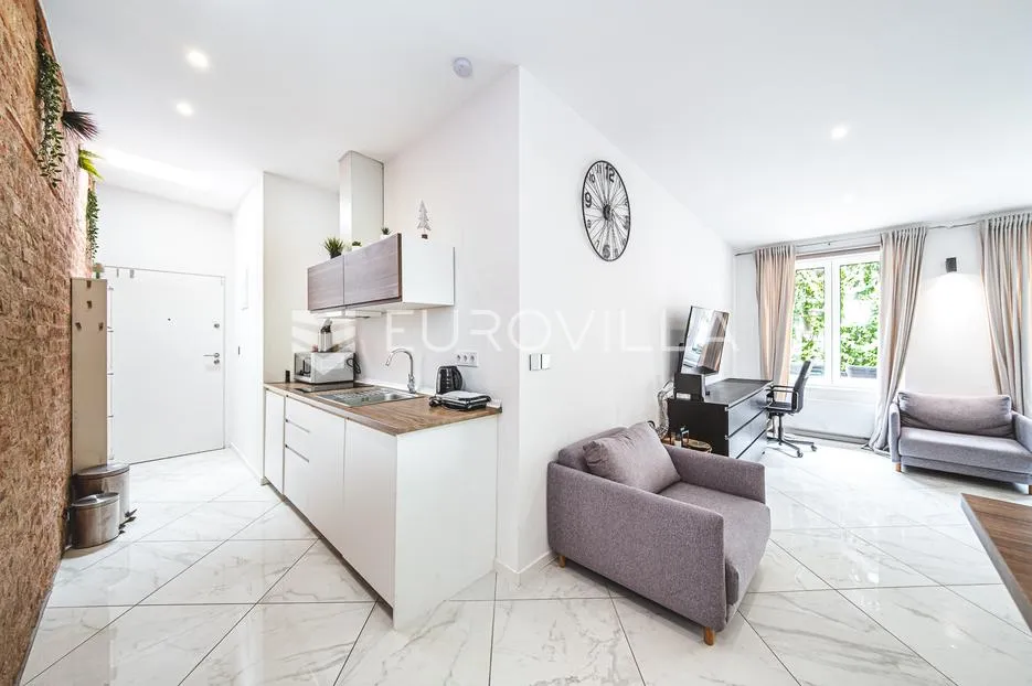 zagreb, donji grad, predivan stan površine 39 m² u centru grada - slika 9