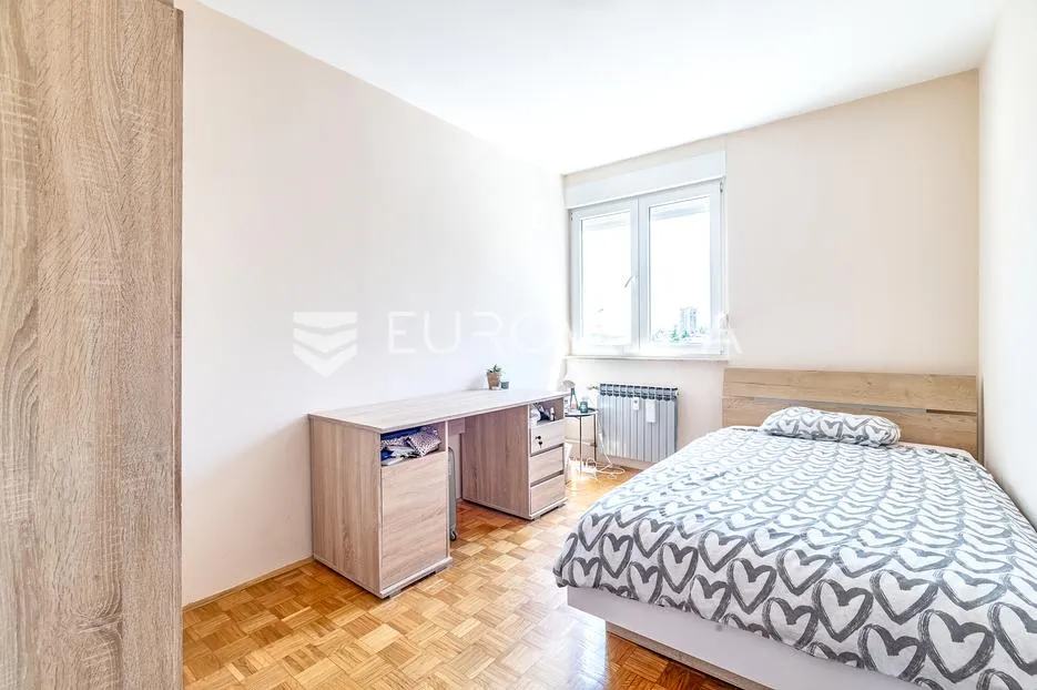 zagreb, trešnjevka, uređen trosoban stan s garažnim mjestom, 78,64 m² - slika 4