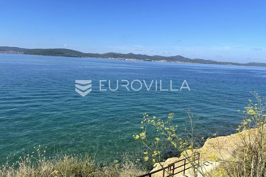 zadar, karma, kuća s vrtom na izvrsnoj lokaciji prvi red uz more, 111 m² - slika 8