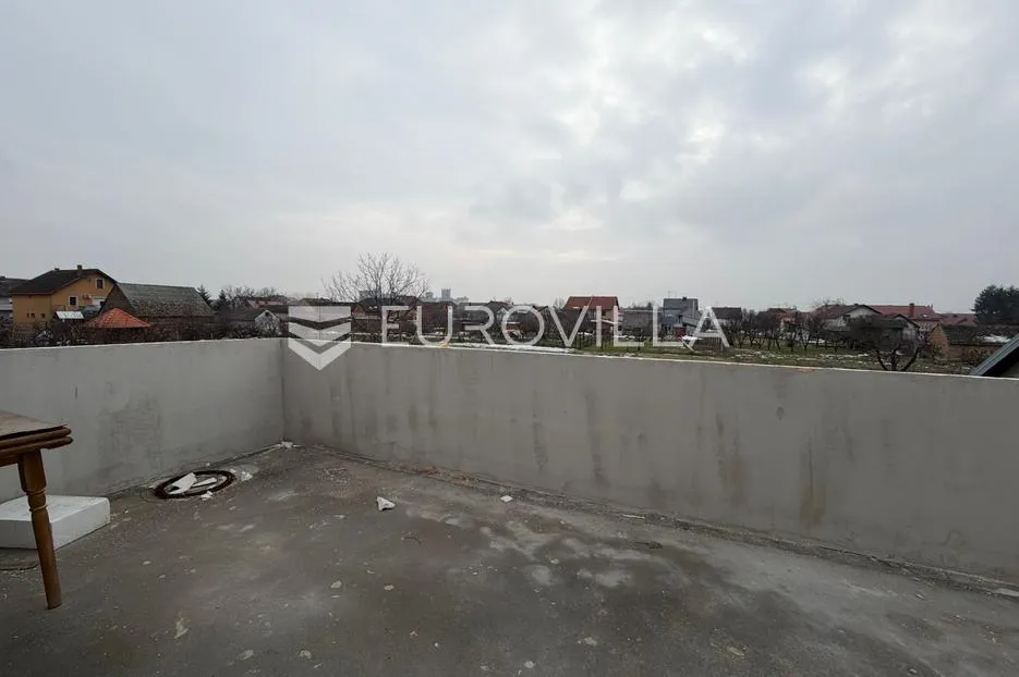 đakovo, dračice, moderan četverosoban stan na 1. katu urbane vile - slika 5