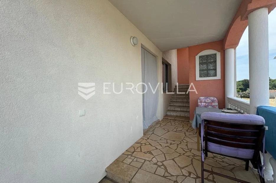 istra, fažana, apartmanska kuća s 4 stambene jedinice - slika 14
