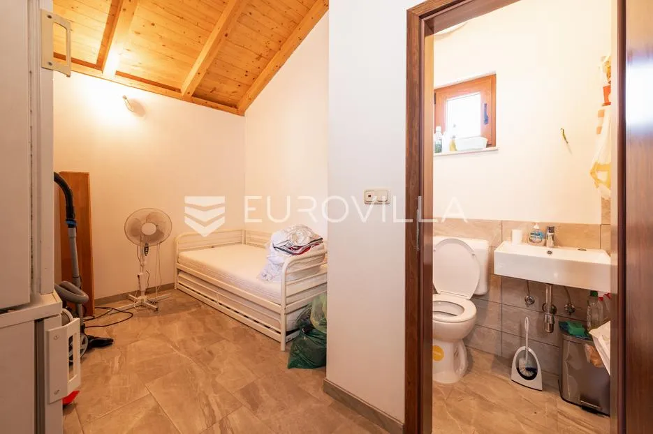 pakoštane, drage, kuća s tri stambene jedinice, 600 m od mora - slika 54