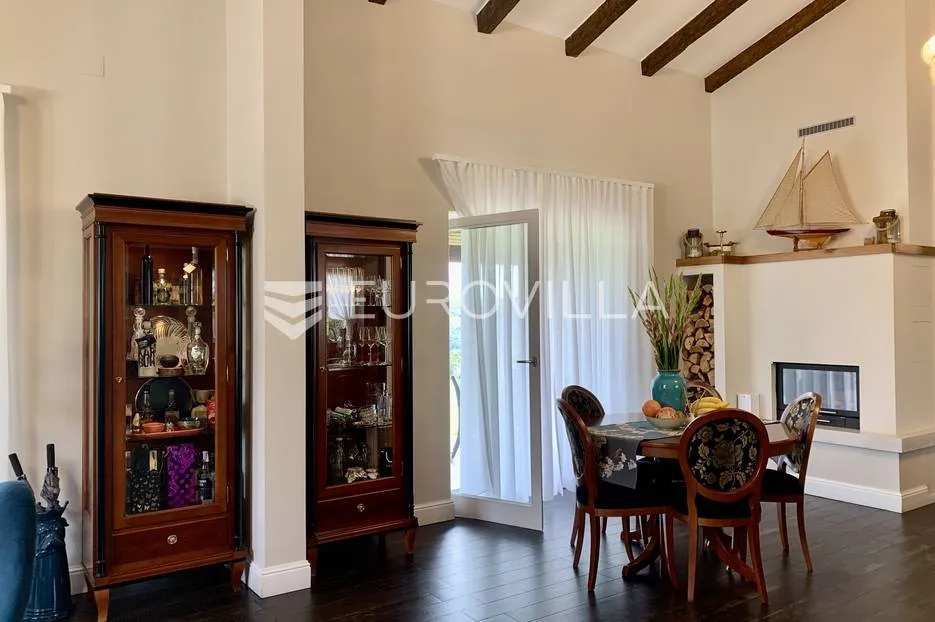 grožnjan, luksuzna vila s prekrasnim pogledom - slika 28
