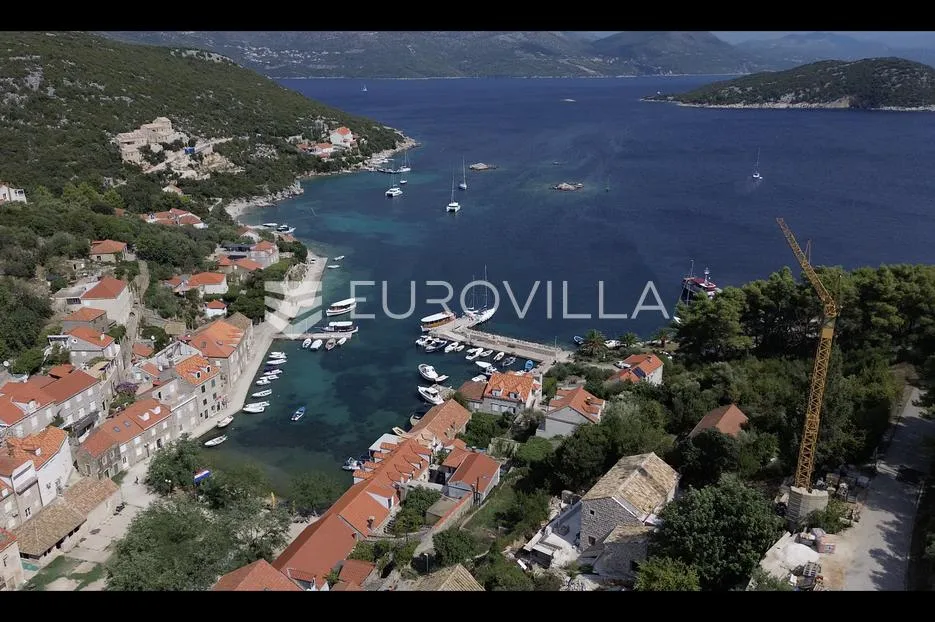 otok šipan, građevinsko zemljište 501 m², drugi red do mora - slika 1