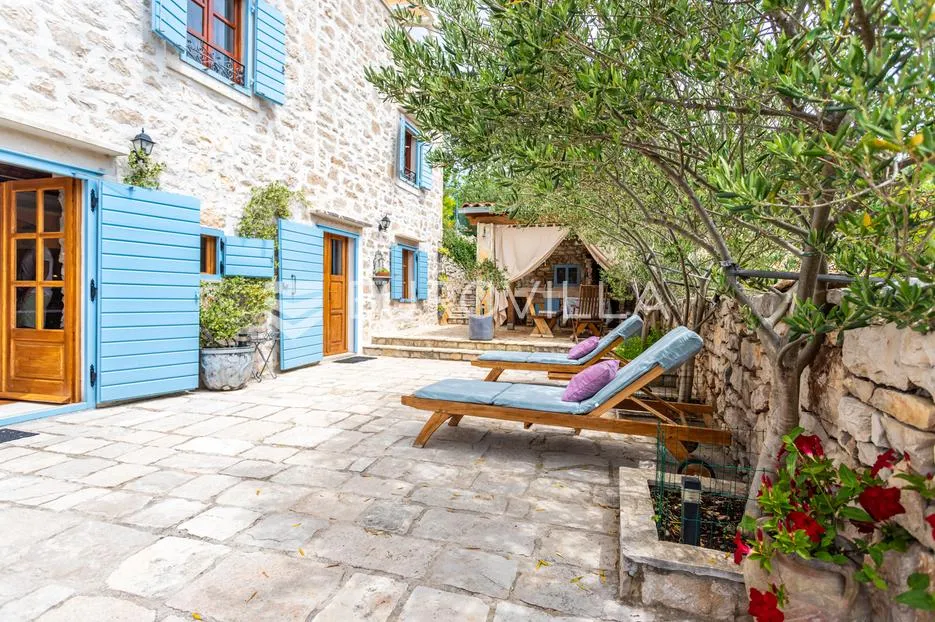 brač, milna, jedinstvena kamena vila na odličnoj lokaciji - slika 3