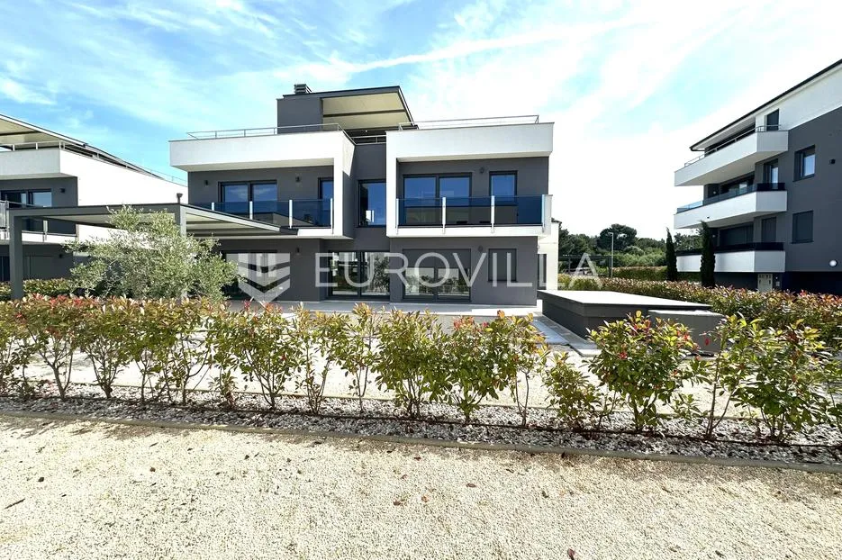 istra, pomer: ekskluzivna moderna vila 286 m² s bazenom i pogledom na more, 400m od obale - slika 2