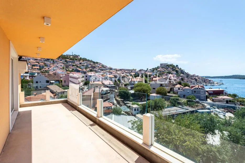 šibenik, plaža banj, penthouse sa prekrasnim pogledom na more, 138,97 m² - slika 12