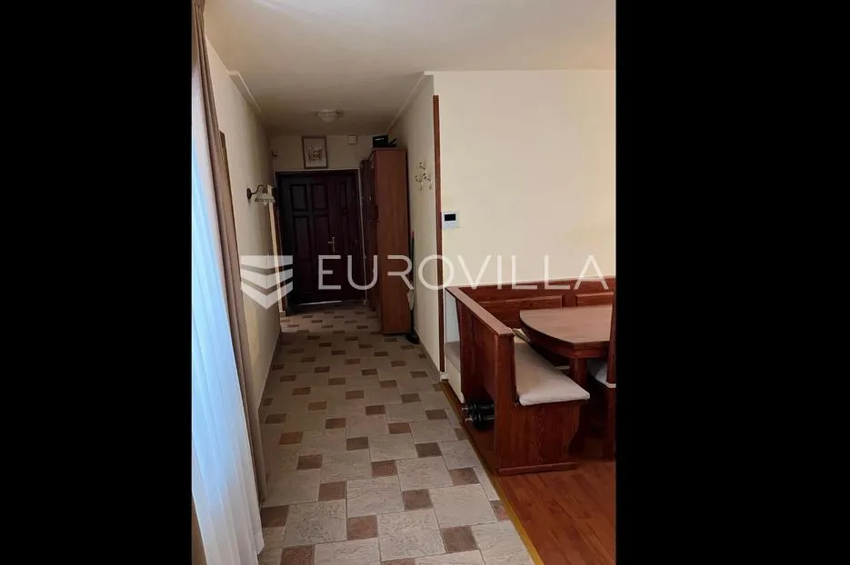 poreč, stan u centru grada 100m od mora - slika 3