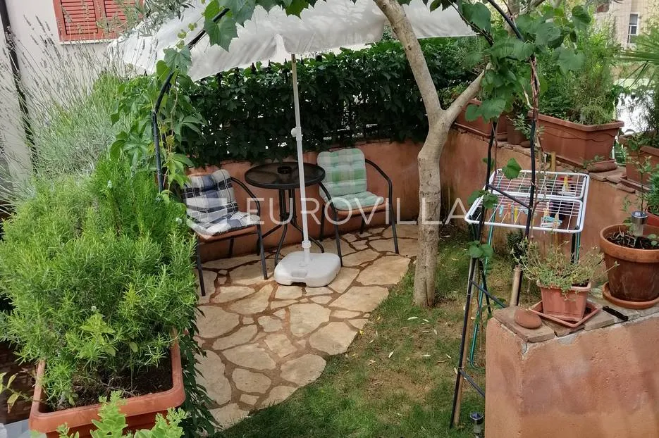 istra, rovinj, kuća s dva apartmana i vrtom 232 m2 u centru rovinja - slika 17
