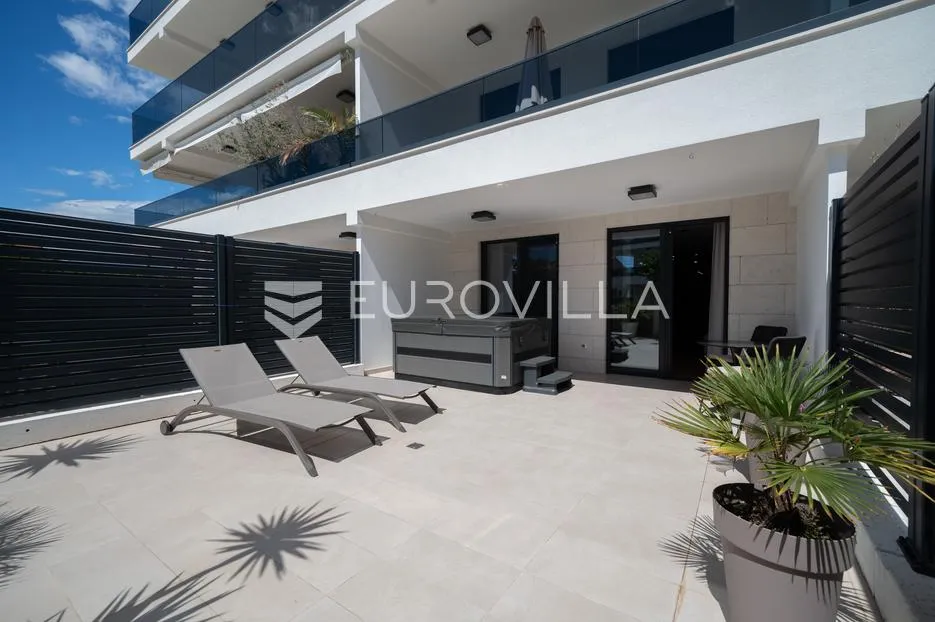 zadar, borik, luksuzan jednosoban stan s vrtom, 57,46 m² - slika 15