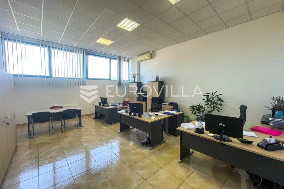 beli manastir, prodaja proizvodno, skladišnog prostora na površini od 29.775 m² - slika 2