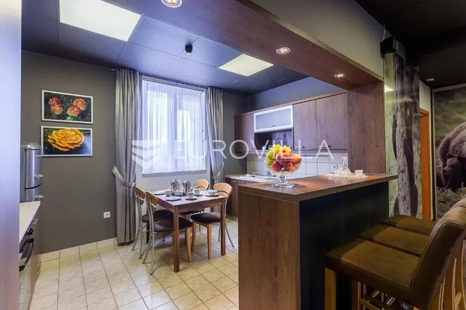 g.kotar, ravna gora, uhodani turistički objekt 1500 m² na parceli od 3799 m² - slika 18